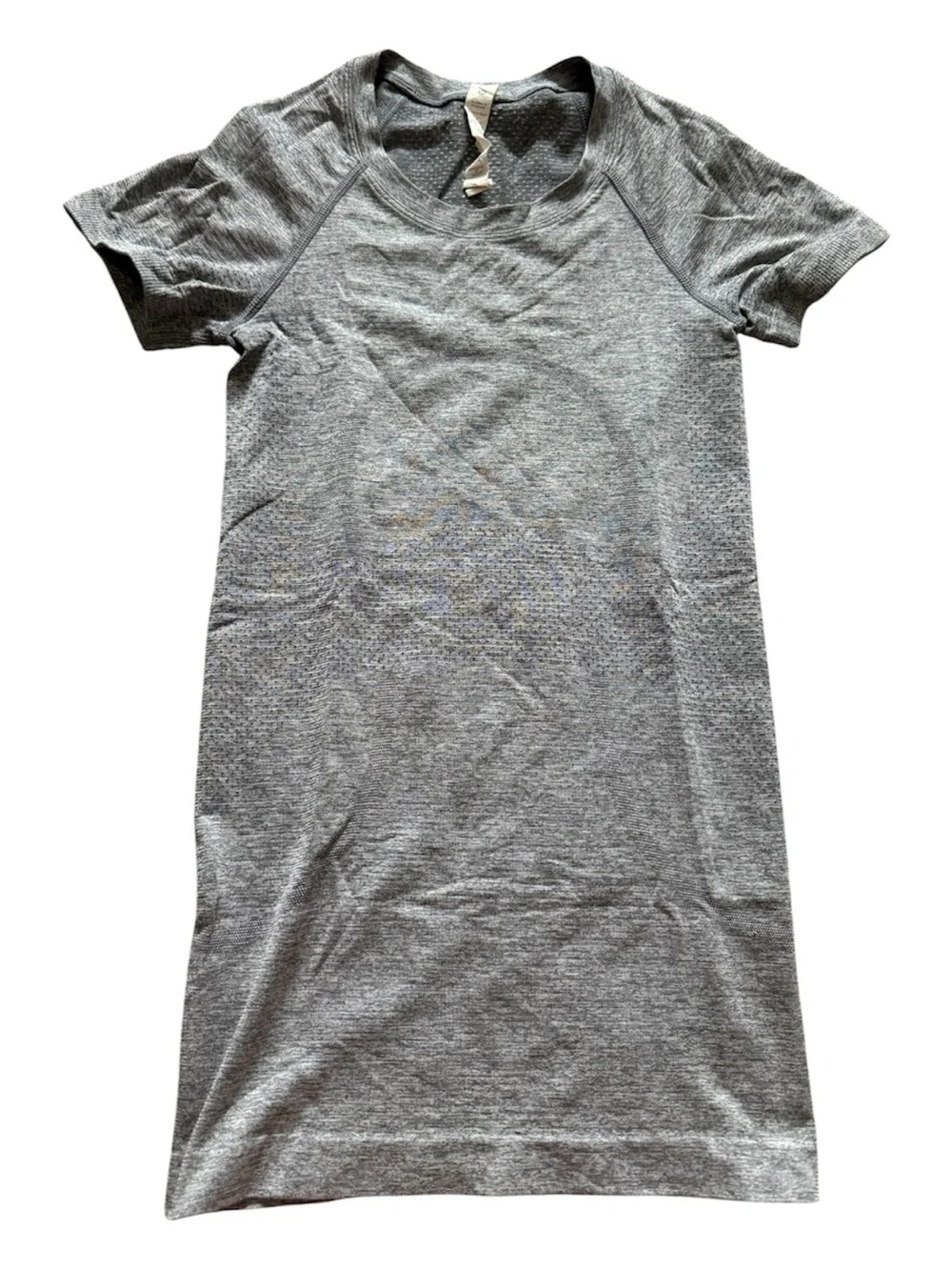 Lululemon Swiftly Tech Short-Sleeve Shirt 2.0 Hip Length